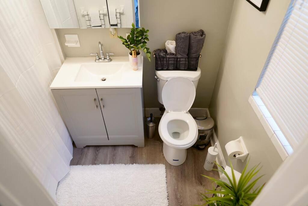 Stylish 1Br Unit W/Free Parking-Walk To Metro Apartman Washington Kültér fotó